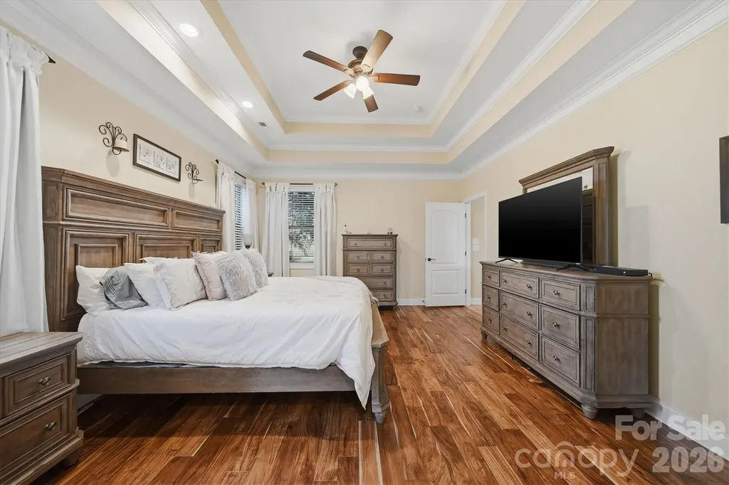1743 Whitewater Court Hickory NC 28602