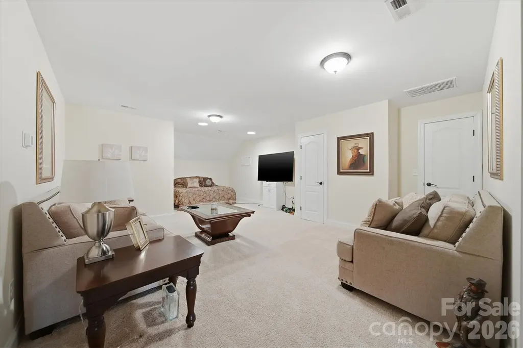 1743 Whitewater Court Hickory NC 28602