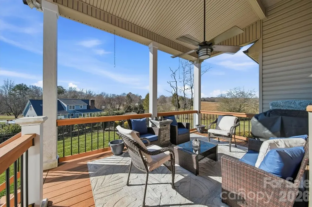 1743 Whitewater Court Hickory NC 28602