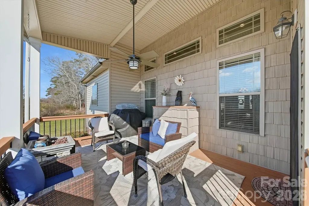 1743 Whitewater Court Hickory NC 28602