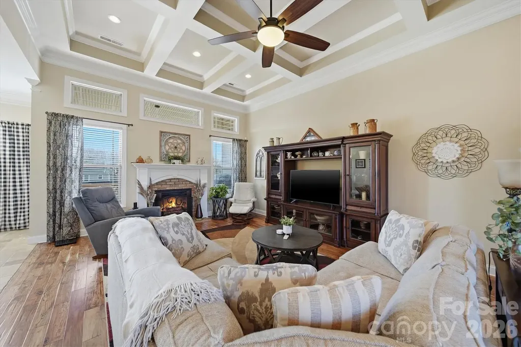 1743 Whitewater Court Hickory NC 28602