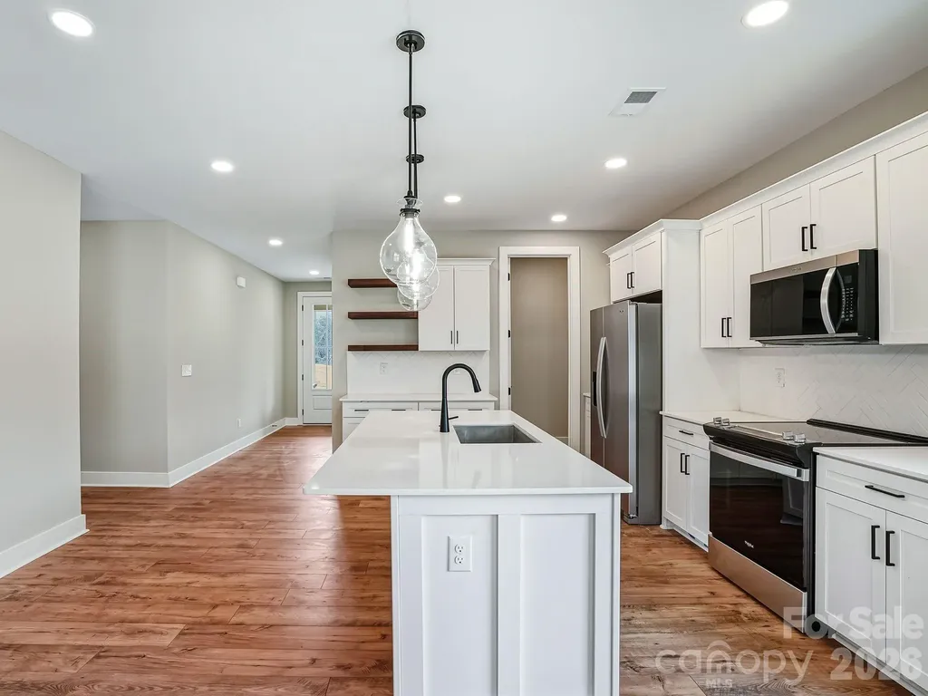 112 Chapel Crossing Lane Weaverville NC 28787