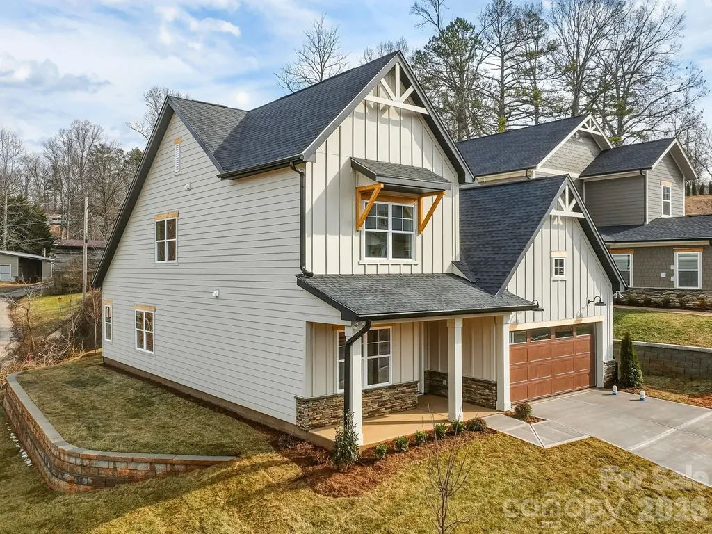 112 Chapel Crossing Lane Weaverville NC 28787