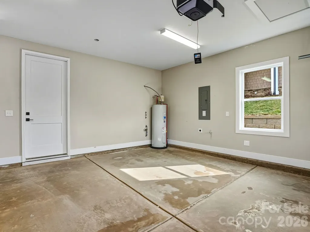 112 Chapel Crossing Lane Weaverville NC 28787