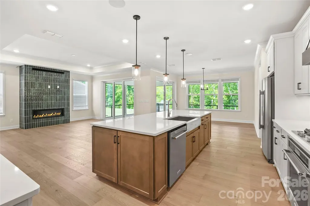 2735 Peak Court Belmont NC 28012