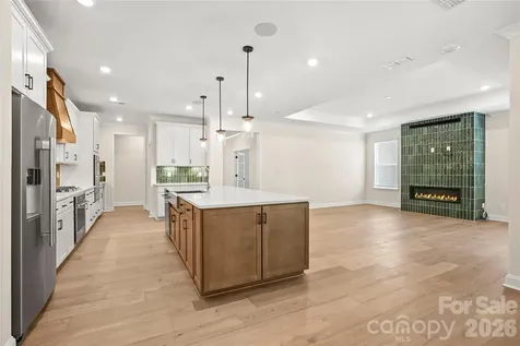 2735 Peak Court Belmont NC 28012