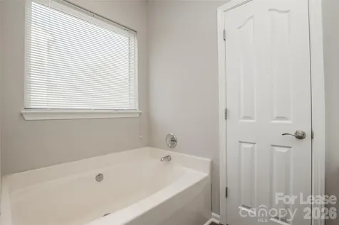 4018 Far West Drive Charlotte NC 28269