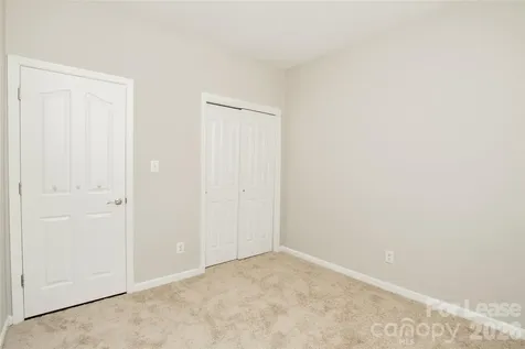 4018 Far West Drive Charlotte NC 28269