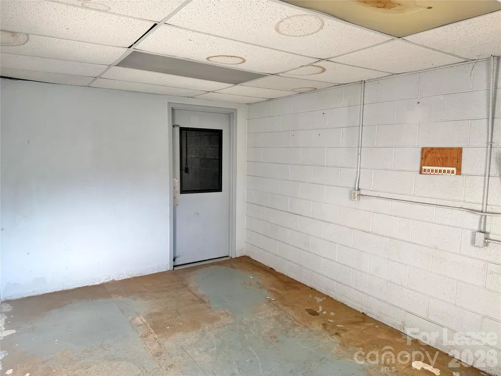 99 Pond Road Asheville NC 28806
