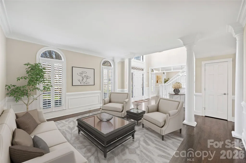 5242 Colony Road Charlotte NC 28226