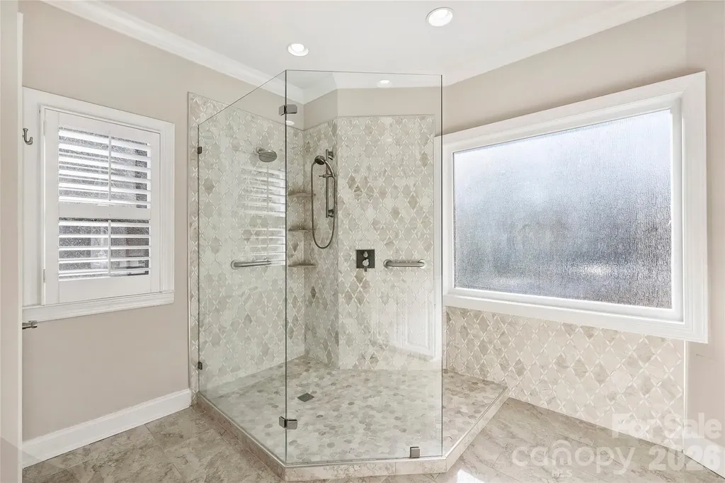 5242 Colony Road Charlotte NC 28226
