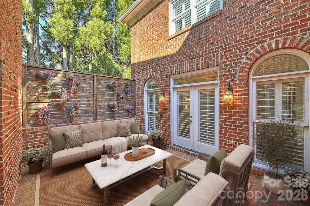 5242 Colony Road Charlotte NC 28226
