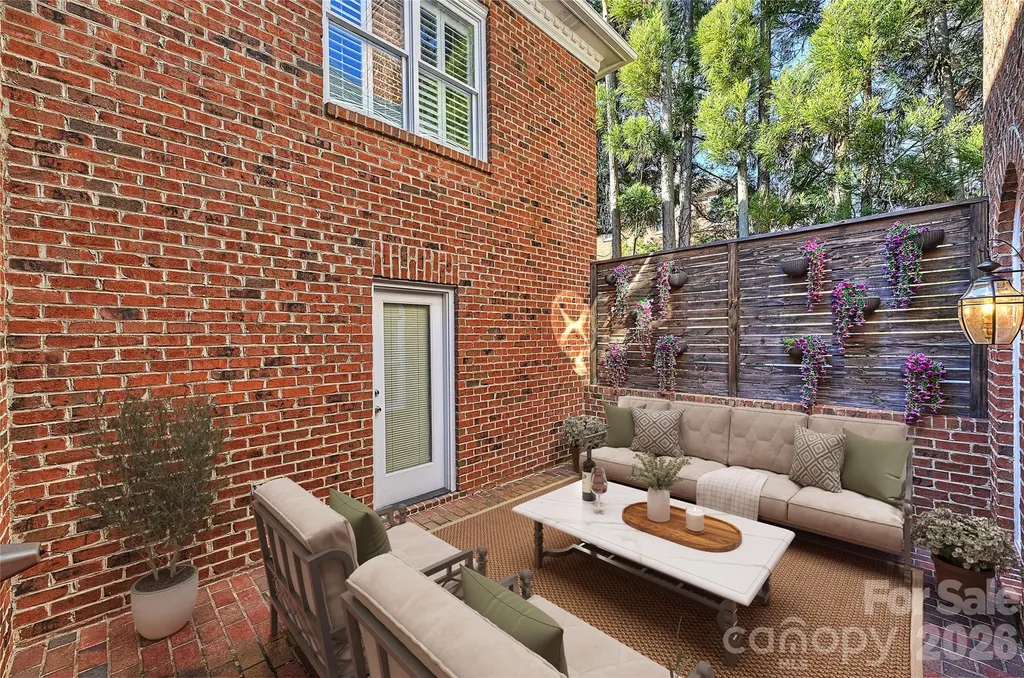 5242 Colony Road Charlotte NC 28226