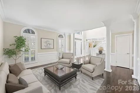 5242 Colony Road Charlotte NC 28226