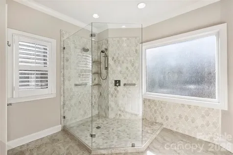 5242 Colony Road Charlotte NC 28226
