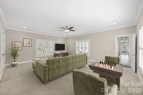 5242 Colony Road Charlotte NC 28226