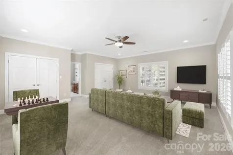 5242 Colony Road Charlotte NC 28226