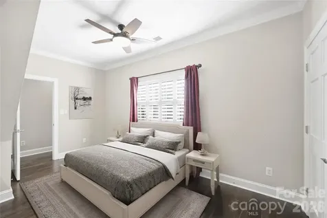 5242 Colony Road Charlotte NC 28226