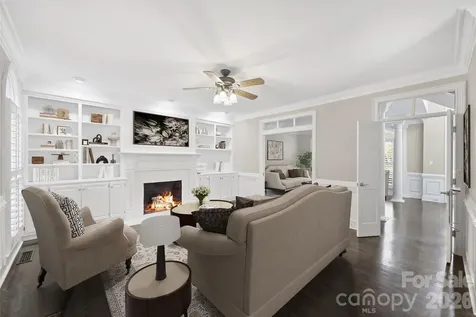 5242 Colony Road Charlotte NC 28226
