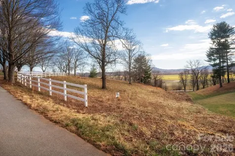 479 Nesbitt Drive Mills River NC 28759