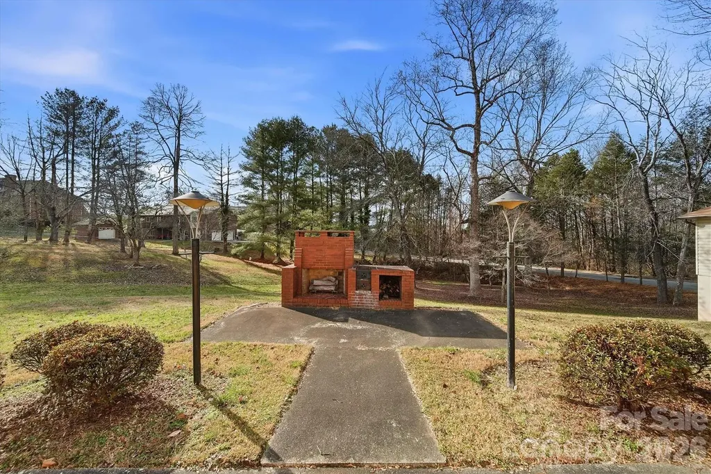 406 Wedgewood Place SW Lenoir NC 28645