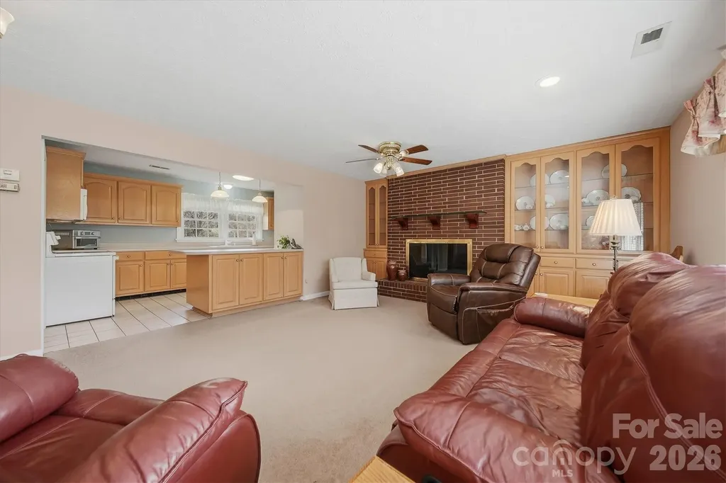 406 Wedgewood Place SW Lenoir NC 28645