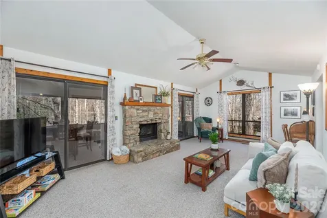 33 Ash Drive Maggie Valley NC 28751