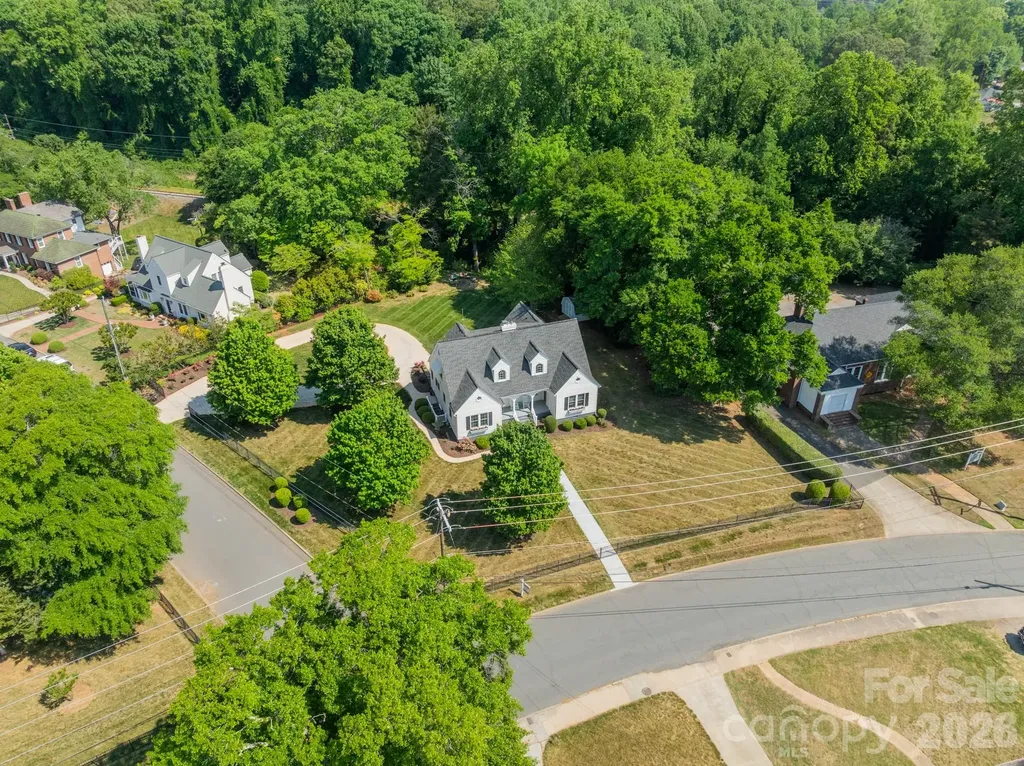 27 Circle Drive Belmont NC 28012