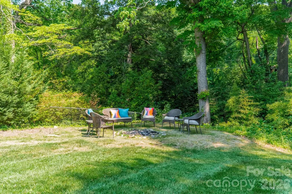 27 Circle Drive Belmont NC 28012