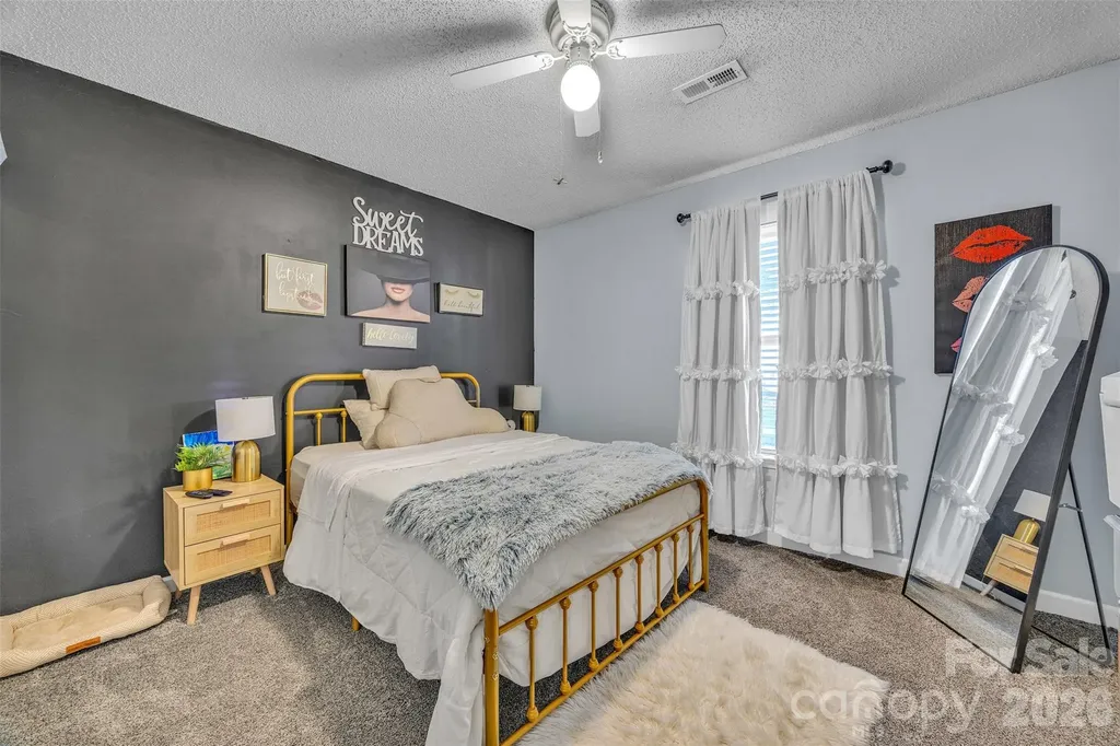 1959 8th Street SE Hickory NC 28602