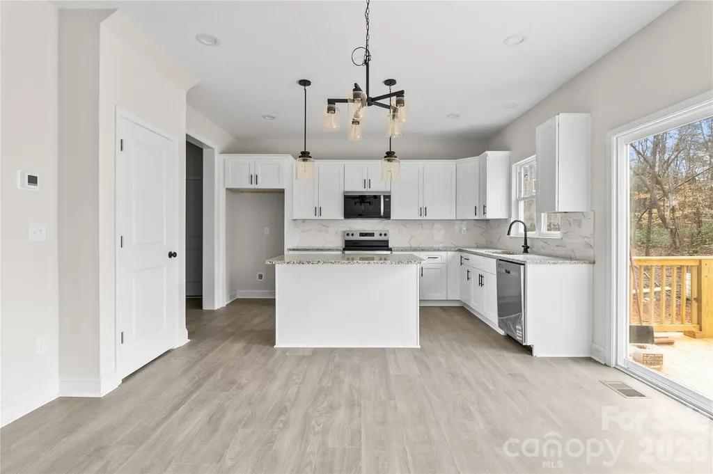 3692 Shannon Loop Denver NC 28037