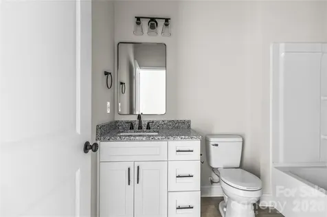 3692 Shannon Loop Denver NC 28037