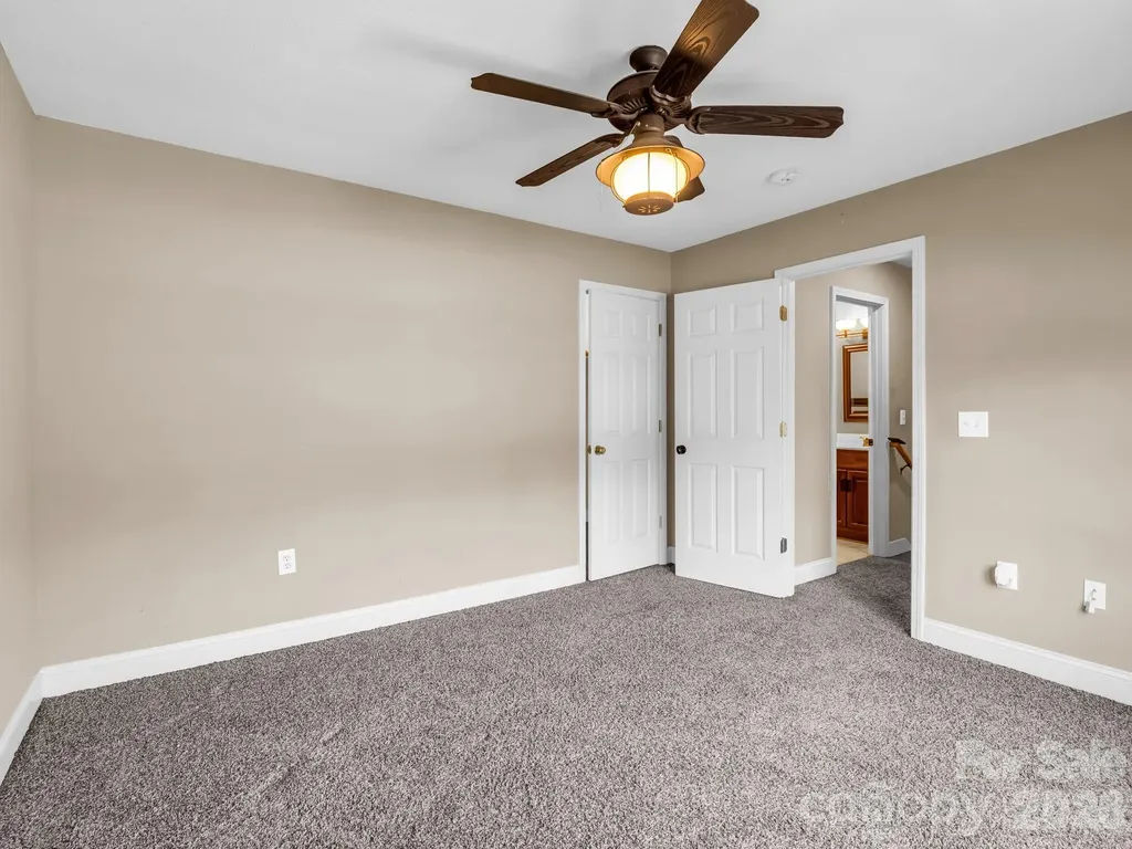 60 Bridge Lane Tryon NC 28782