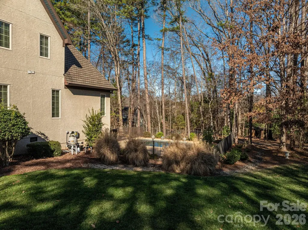 8000 Water View Drive Belmont NC 28012