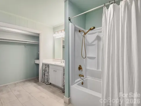 143 S Ridgecrest Avenue Rutherfordton NC 28139