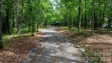 4586 Charlotte Street Conover NC 28613