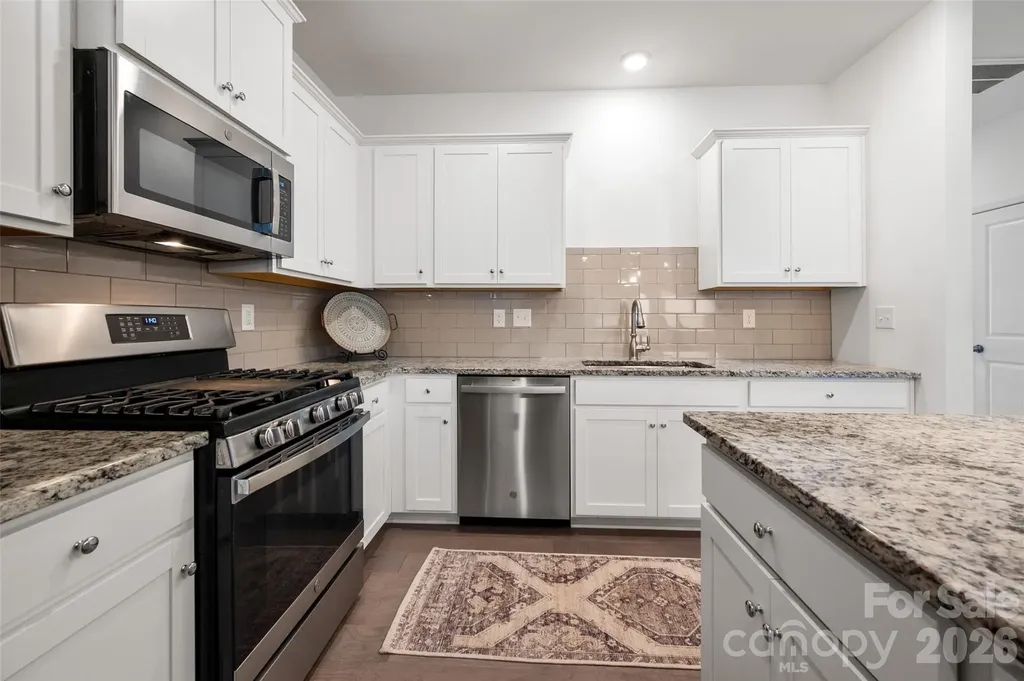 215 Harpers Run Lane Matthews NC 28104