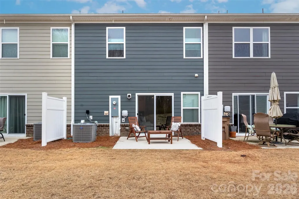 215 Harpers Run Lane Matthews NC 28104
