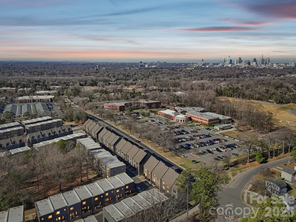 547 Nantahala Drive Charlotte NC 28211