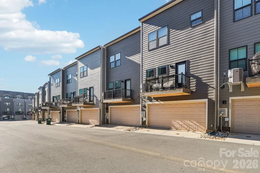 547 Nantahala Drive Charlotte NC 28211