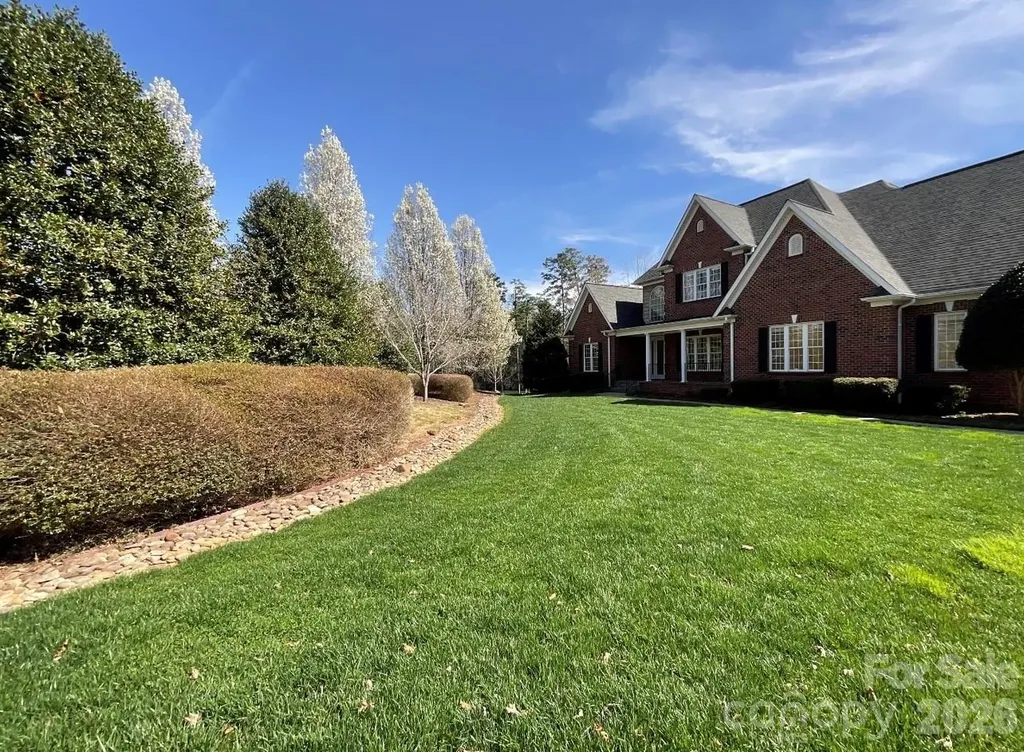 5231 Peninsula Drive Granite Falls NC 28630
