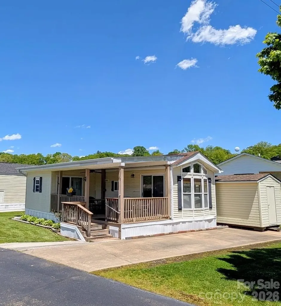 29 Polka Lane Waynesville NC 28785