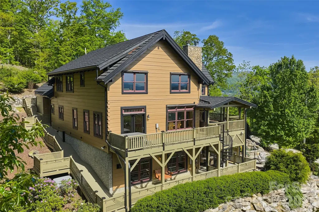 112 Hamburg Mountain Road Weaverville NC 28787