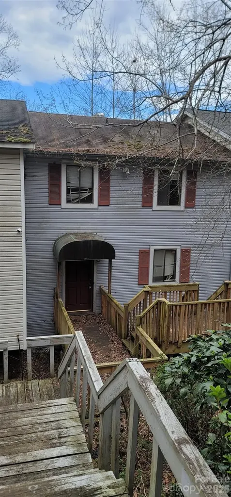 7882 Kinglet Road Connelly Springs NC 28612