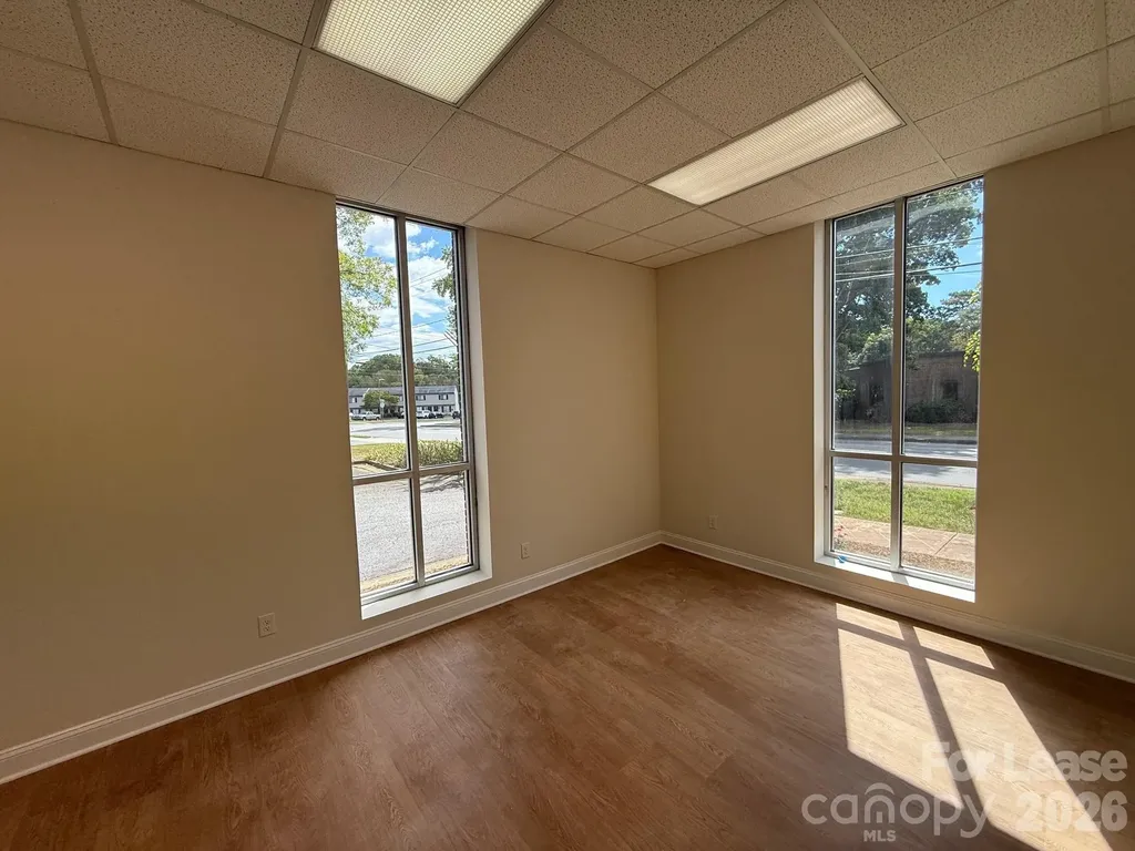 375 10th Avenue Drive NE Hickory NC 28601