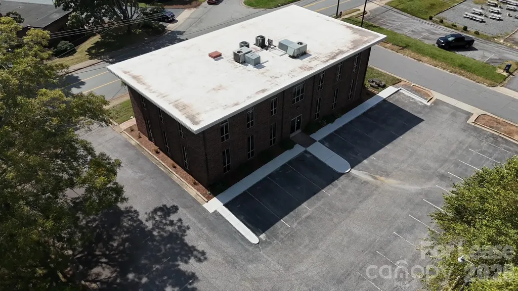 375 10th Avenue Drive NE Hickory NC 28601