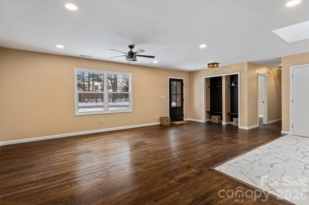 1090 Shalimar Drive Winston Salem NC 27107