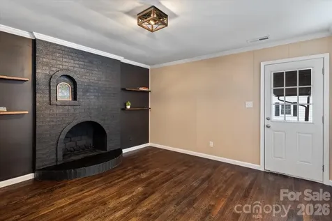 1090 Shalimar Drive Winston Salem NC 27107