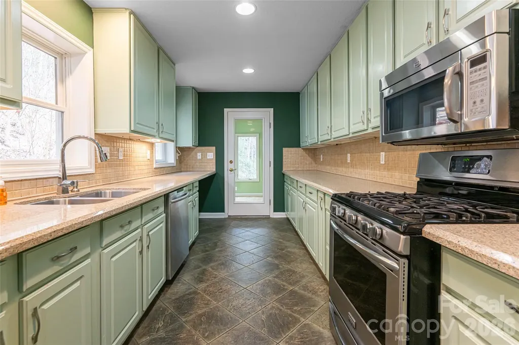 31 Timber Park Drive Black Mountain NC 28711