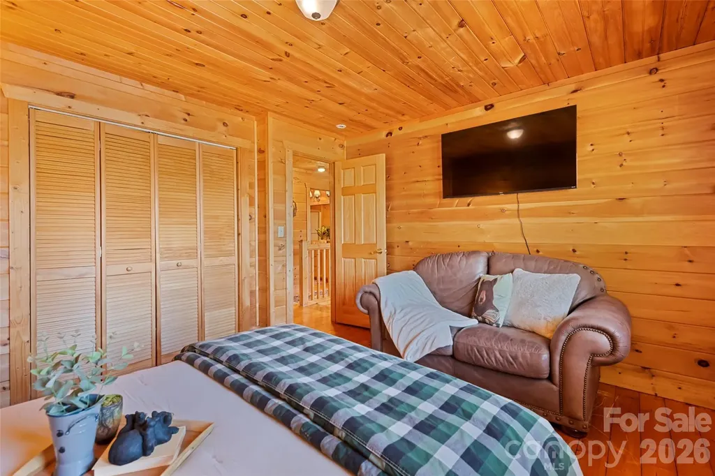 270 Admiration Court Waynesville NC 28785